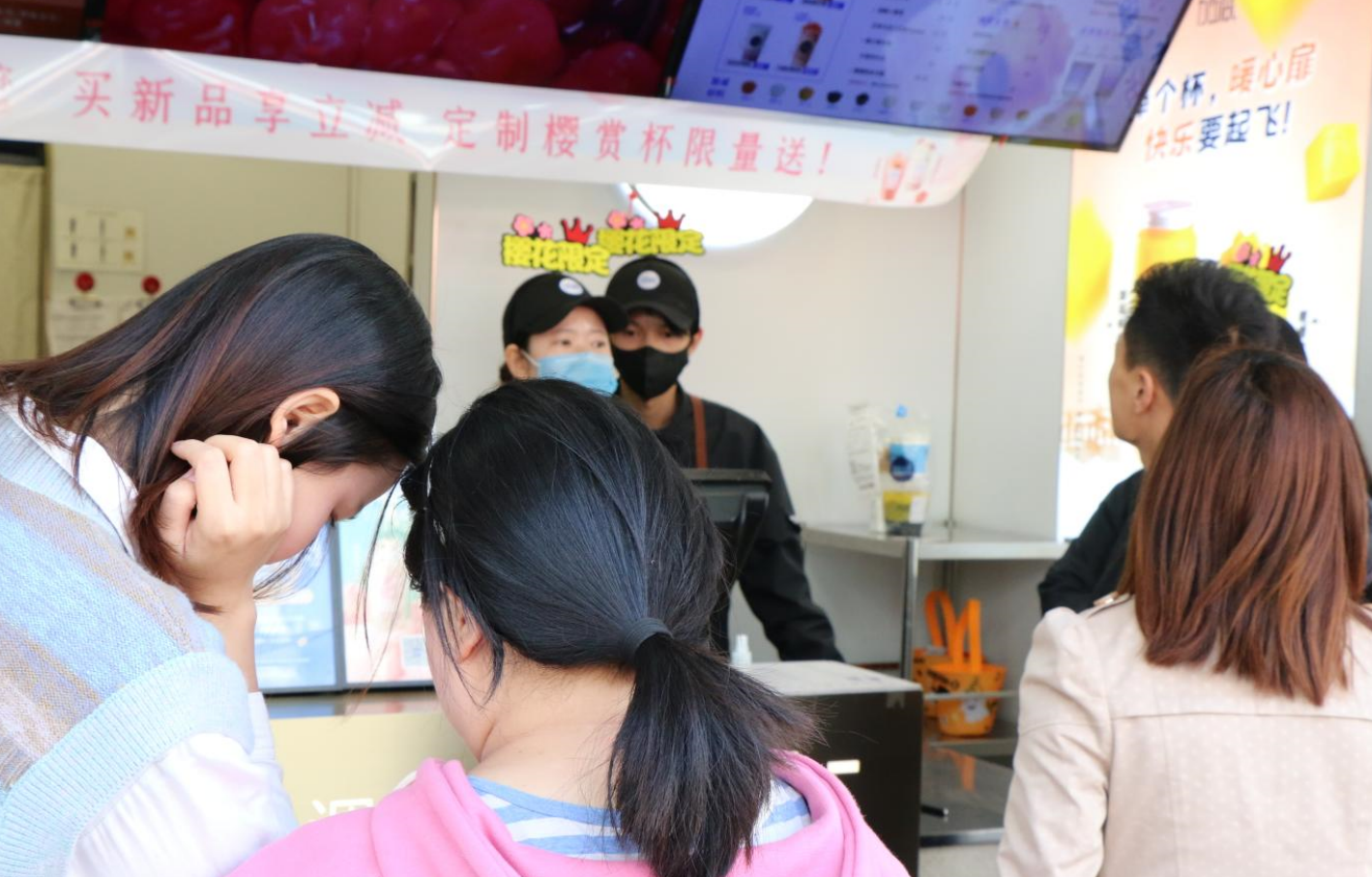 澳门永利皇宫官网入口茶饮：奶茶加盟市场火热，为什么有些人却无法加入